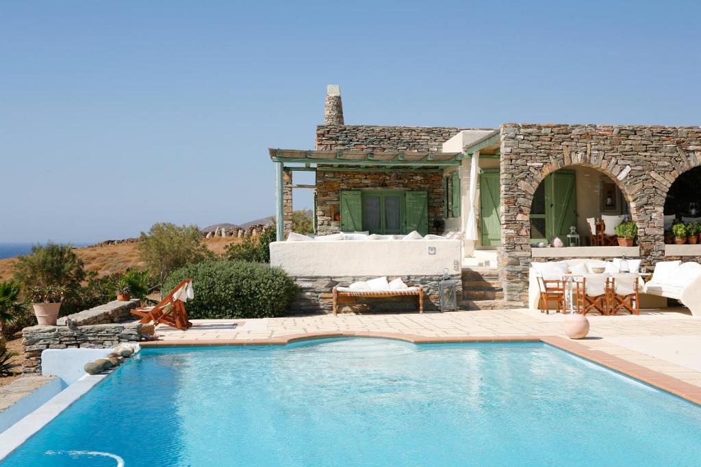 Koundouros Villa | Villa Martha in Kea