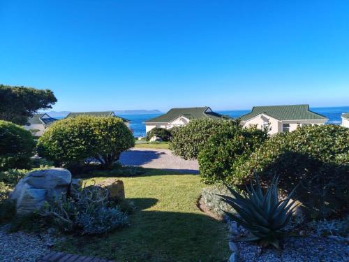 Westcliff Apartment | Whale Rock 32