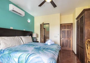 2 King Bedrooms - Oceanviews - Beachfront Property