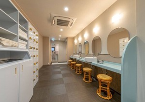 Comfort Double Breakfast included Enjoy a safe/Osaka Ōsaka