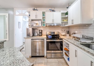 Deluxe, Beachfront Apartment w/Shared Pools, Free WiFi, & Central A/C