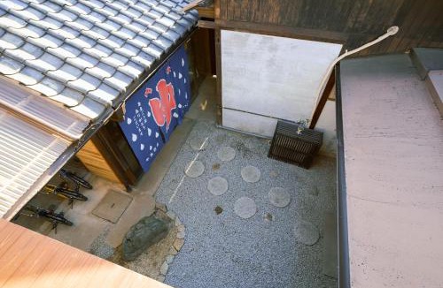 Tadotsu-cho House | 一棟貸切宿 空と家