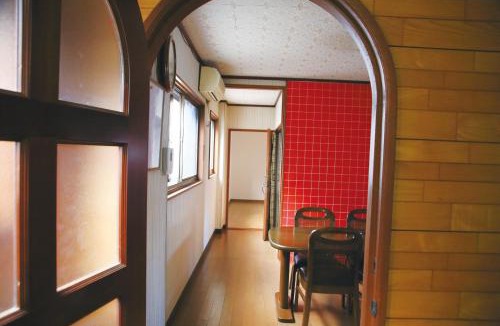 Tsurugi-cho House | 上田屋 半田館
