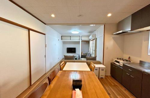 Tokushima Villa | 徳島市のまるごと貸切一軒家 最大5名 無料駐車場2台