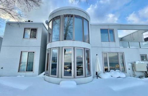 Otaru Villa | 民泊海音#小樽市中心200平方海景别墅#四间卧室全部有空调小樽步行街浪漫街附近#可免费停放2台车#无敌海景露台