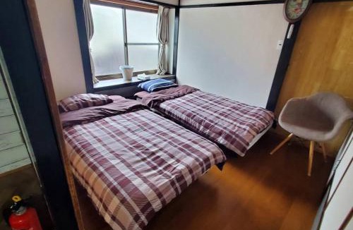 Yahatahigashi Apartment | 灯りの宿