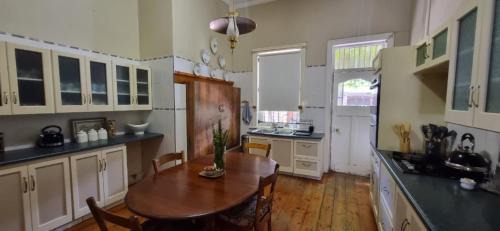 Graaff-Reinet House | 14th on West