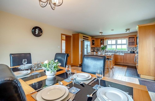 Schull Cottage | 4 Bed in Schull (oc-ii09887)