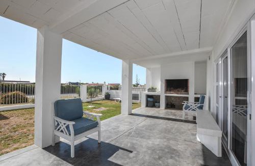 Yzerfontein House | 9 on Dolfyn