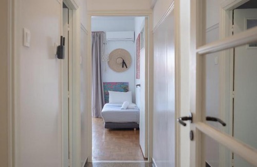 Omonia Apartment | Acropolis View 4-BD Central Apartment