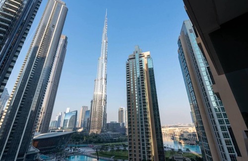 Downtown Dubai Apartment | Act 2 Luxury 2BR Facing Burj Khalifa & Fountain