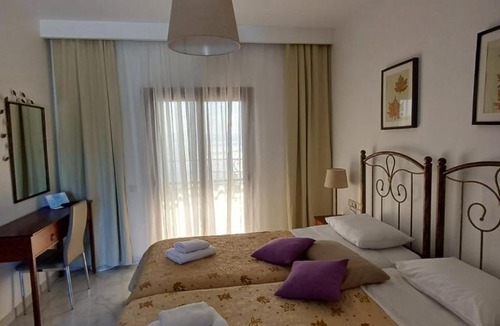 Afytos Apartment | Aegean Blue Studios