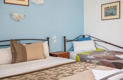 Koukounaries Apartment | Aelia Studios