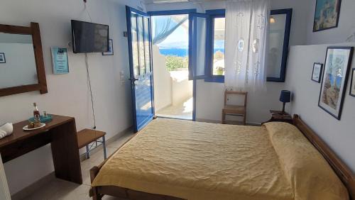 Donoussa Apartment | Akrogiali studios