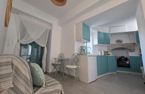 Karpenisi Apartment | Akti luxury aparts