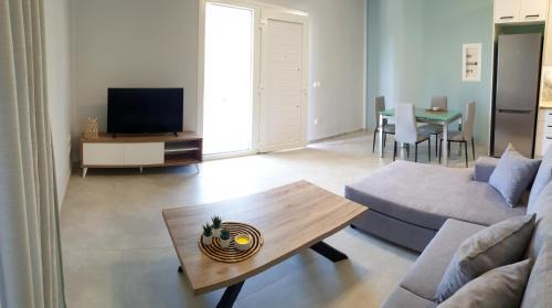 Chios Town Apartment | Almeta Suites
