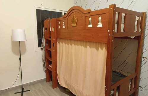 Deira Bed & Breakfast | Amir Hostel Dubai – Clean, Comfortable & Affordable Stay in Abu Hail