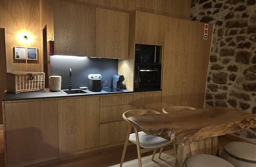 Covilha House | an accommodation unit in the form of a studio T1 with 39m2
