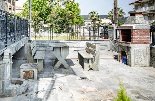 Stavros Apartment | ANGO First Floor Apartment