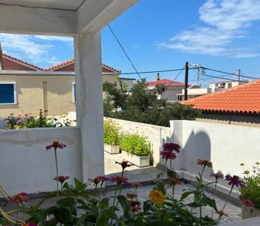 Skala Eresou Apartment | Anthemis Studios