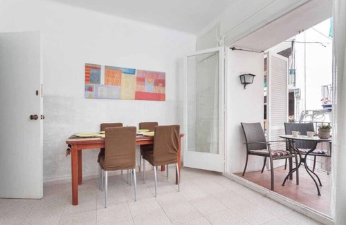 Sitges Town Center Apartment | Apartment MariBeach Sitges with Terrace, A/C & Wi-Fi