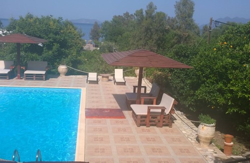 Melissopetra Hotel | Aristotelis Hotel