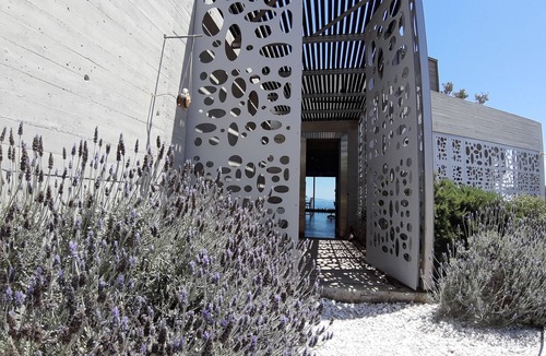 Marathon Villa | ArtHouse