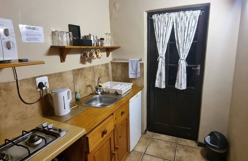 Old Place House | B my Guest