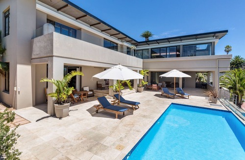 Bantry Bay House | Bantry Retreat luxury guest house, Queen Suite 1