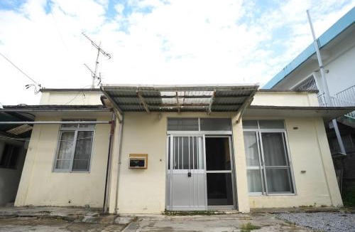 Takashiho Apartment | Base 高志保