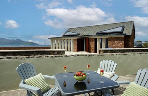 Castlegregory House | Beachfront Break - 2 bedroom home