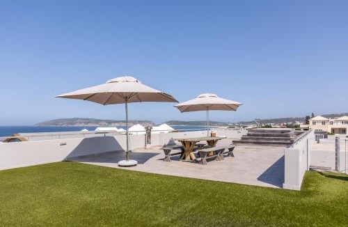 Robberg Beach Villa | Beachy Head Villa - 100m from the beach