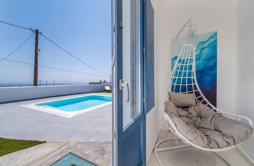 Karterados Villa | Beautiful Santorini Villa | 2 Bedroom Villa | Private Pool & Magical Sea Views