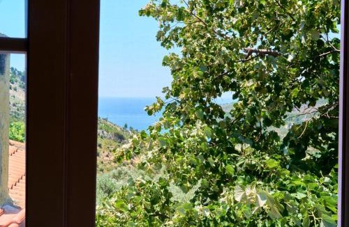 Thasos House | Billion Stars Studio
