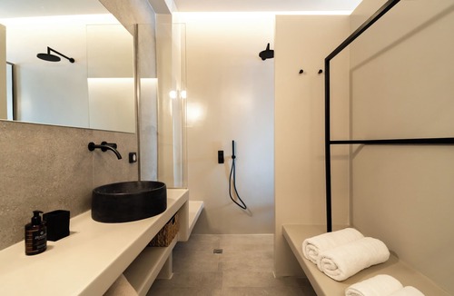 Akrotiri House | Black Diamond Suites - Adults Only