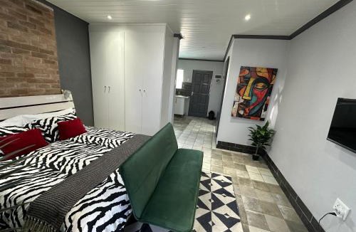 Trawal Apartment | Blade Flatlet