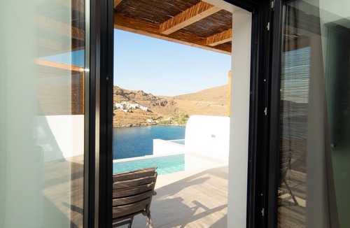 Kithnos Apartment | Ble Kythnos Suites