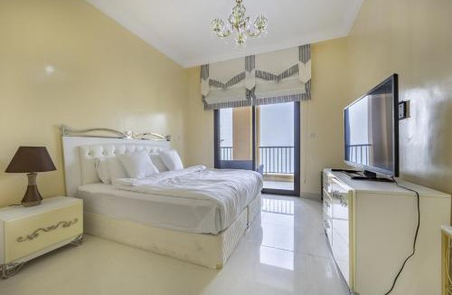 Al Kubus Apartment | Bloomfields 2BR+Maid in Mina Fajer - Fujairah
