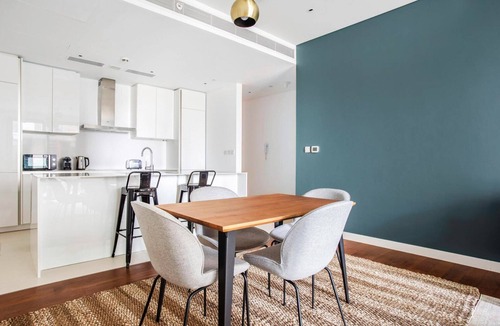 Al Wasl Apartment | Blueground | City Walk, pool, nr Park
