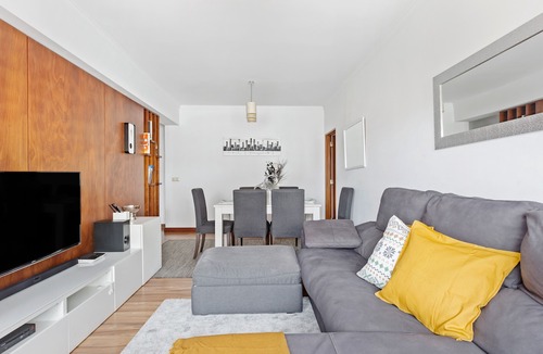 Benfica Apartment | Bright & Spacious Three-Bed Apartment in Lisbon