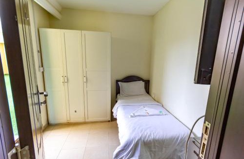 Dubai Apartment | Budget Rooms With Private Bathroom for 'girls' only in Dubai, Marina
