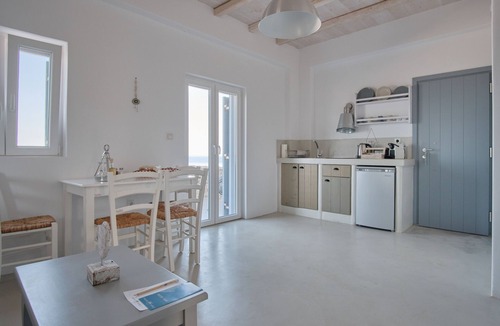 Kithnos House | Cape Suites