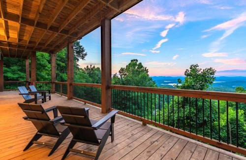Ridges Over the Lake House | Capstone