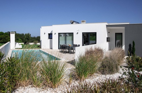 Caldas da Rainha Villa | Casa da Serra - Holiday Villa with Private Pool By SCH