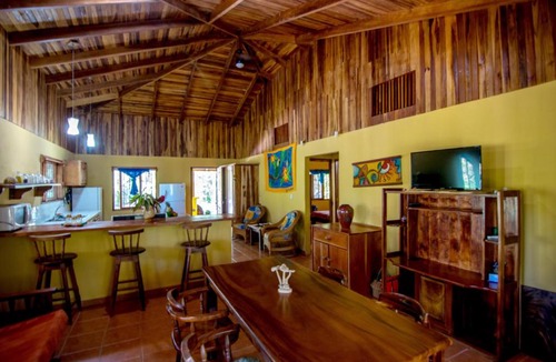 San Isidro House | Casa de la Naturaleza