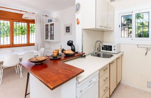 Olivella Villa | Casa Dulce - Three Bedroom Villa, Sleeps 6