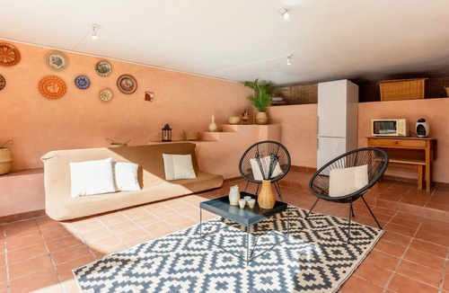 Olivella Villa | Casa Dulce - Three Bedroom Villa, Sleeps 6