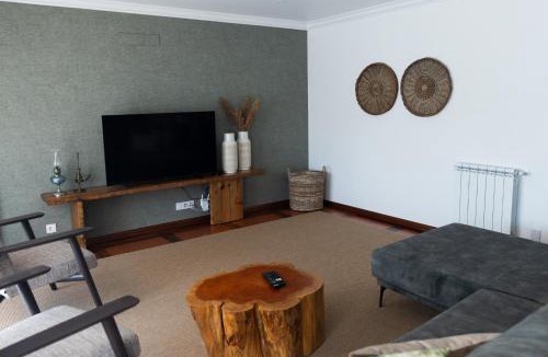 Fatima House | Casa Oliveira