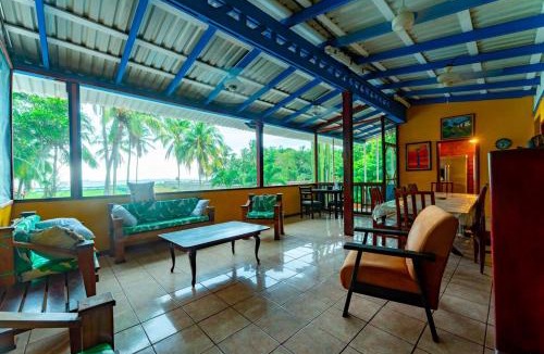 Puntarenas House | Casa Rector - Beach House Rental