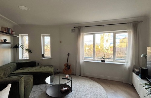 The Liberties Apartment | Central 2BR Flat w/balcony Near Temple Bar